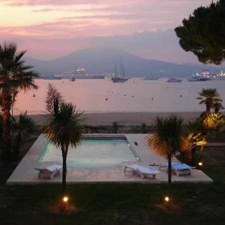 Lägenhetshotell Villa Playa Del Sol Saint Tropez *